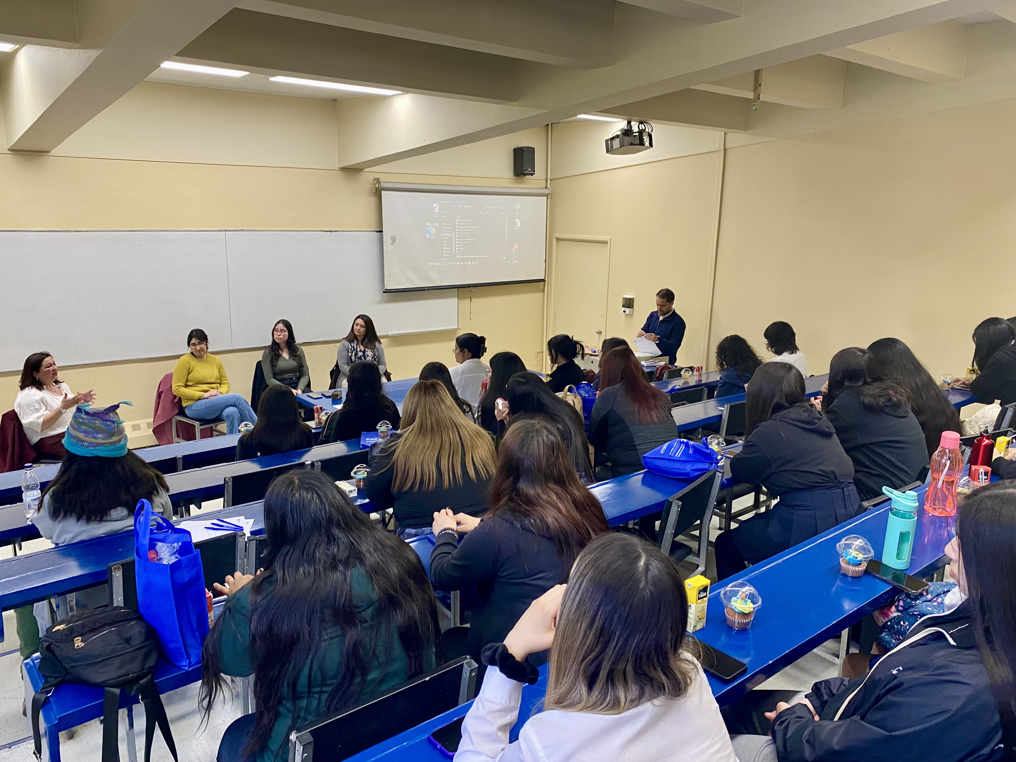 Estudiantes de Liceos PACE UdeC participan de Feria Puertas Abiertas